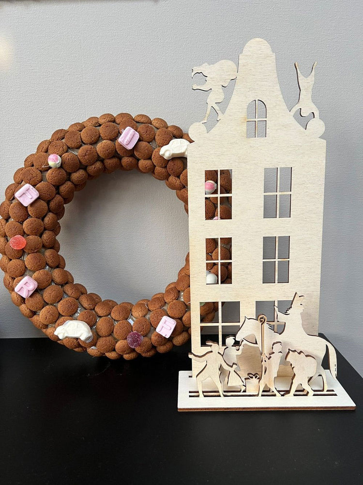 Houten Sinterklaashuis - yourlittlefamily-nl - Sinterklaashuis met pieten en pepernoten