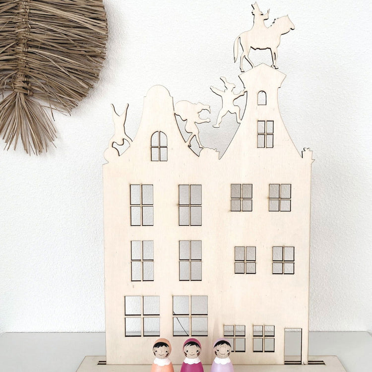 Houten Sinterklaashuis groot met lampjes - yourlittlefamily-nl - 