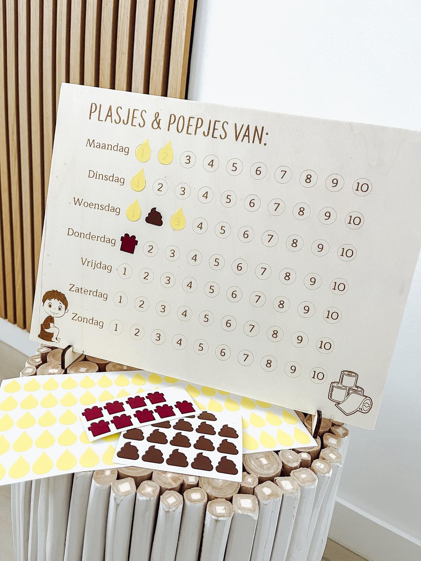 Houten plasjes & poepjes kalender - yourlittlefamily-nl - 
